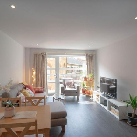 Gorgeous Spacious 2 Bed 2 Bath Apartment Leicester Dış mekan fotoğraf